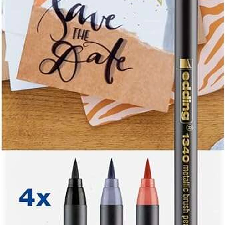 Edding 1340 Brush Pack de 4 Rotuladores - Punta Pincel Flexible - Trazo 1-3mm - Tinta con Base de Agua - Colores Oro, Negro, Gris y Albaricoque 1