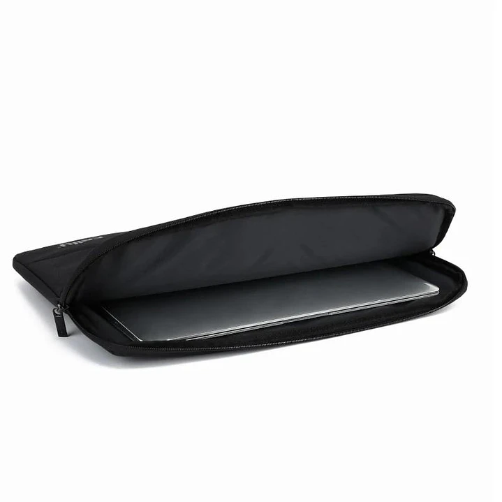 Celly Funda Portatil Sleeve hasta 16