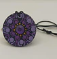 COLGANTE MORADO CON GEMA CENTRAL  - Miniatura 2