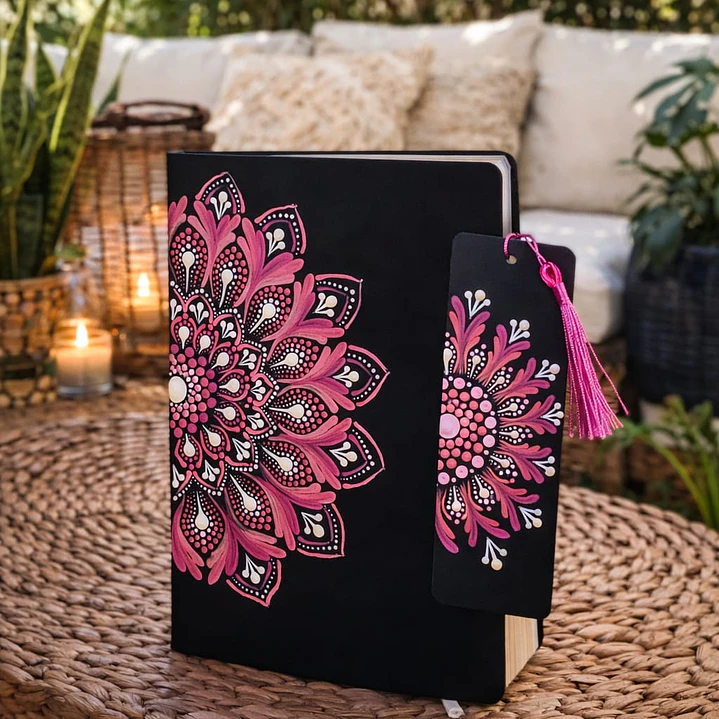 libreta flor rosa con marcapaginas a juego 1