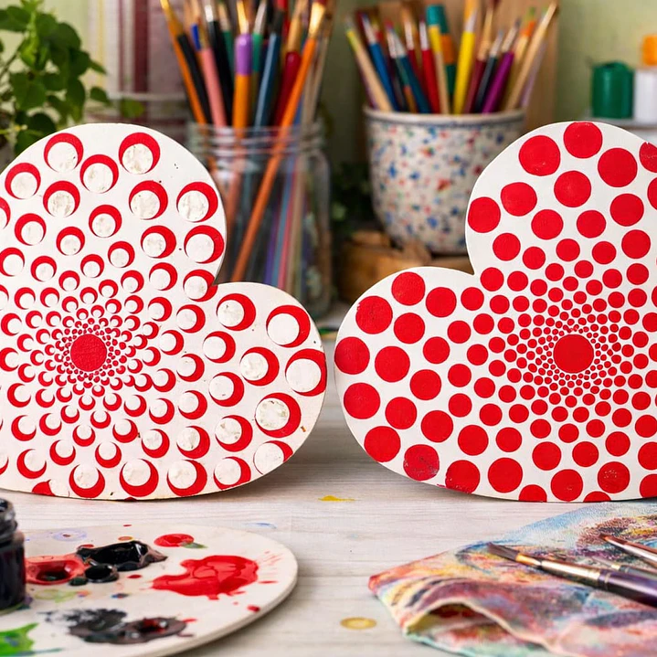 MANDALA WHITE&RED HEART 14 CM 3