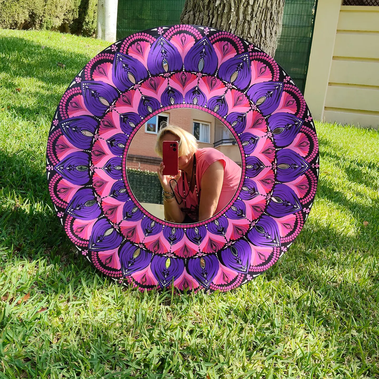 ESPEJO MANDALA MORADO Y ROSA 70 CM 3