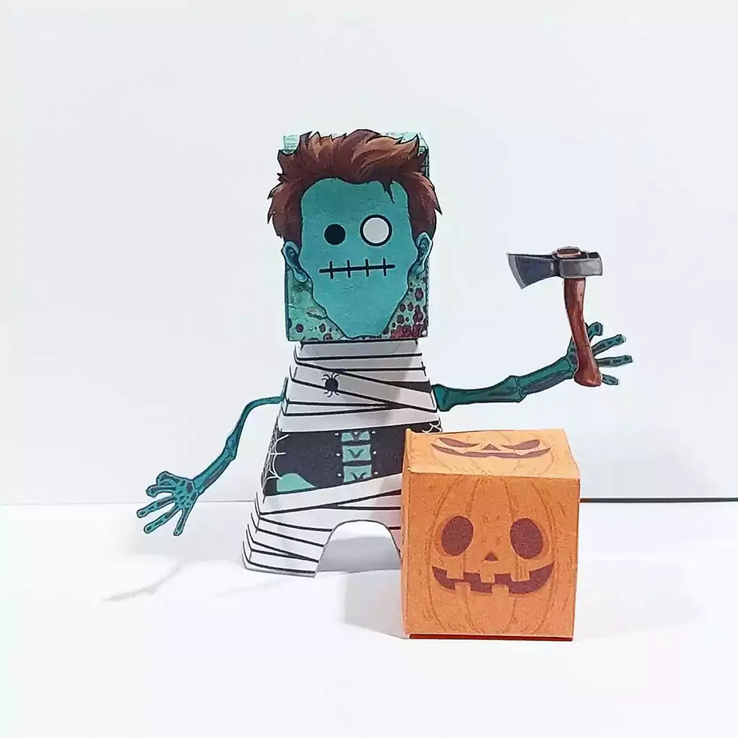 Zombie Poker-Face Imprimible 1
