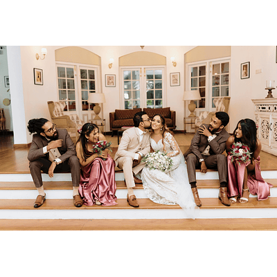 Permiso para sacarse una foto con los novios