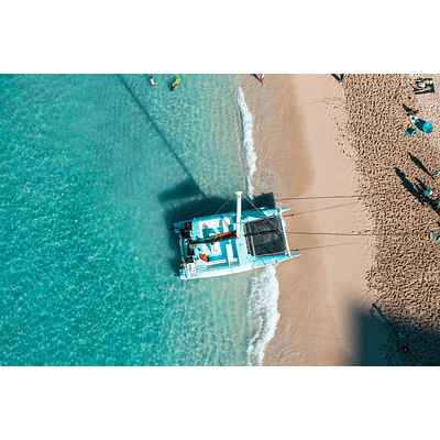 Paseo en catamaran a las Islas cercanas 