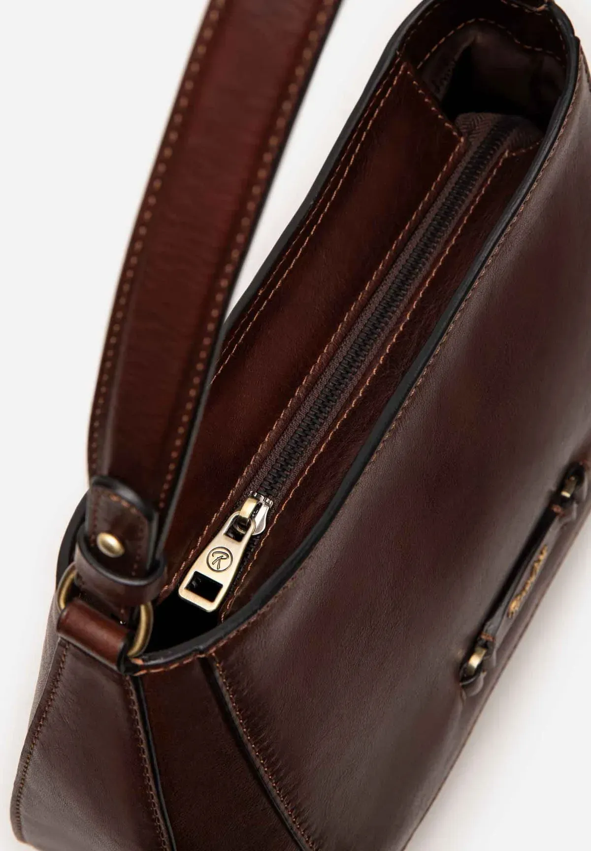 CARTERA SHOULDER HERITAGE Form 3