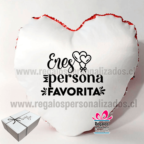 Cojín corazón lentejuelas rojas personalizado 5