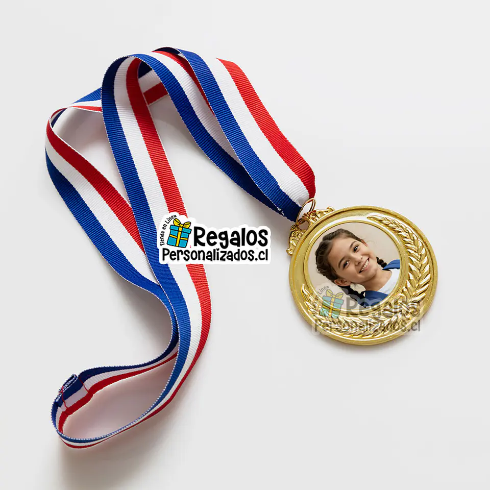 Medalla dorada personalizada 2