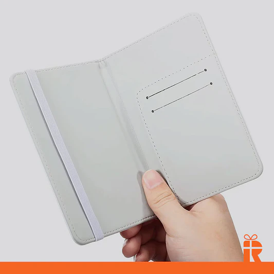 Funda porta documentos o pasaporte personalizado 2