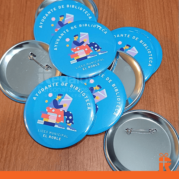 Chapita gancho 58mm personalizada 2