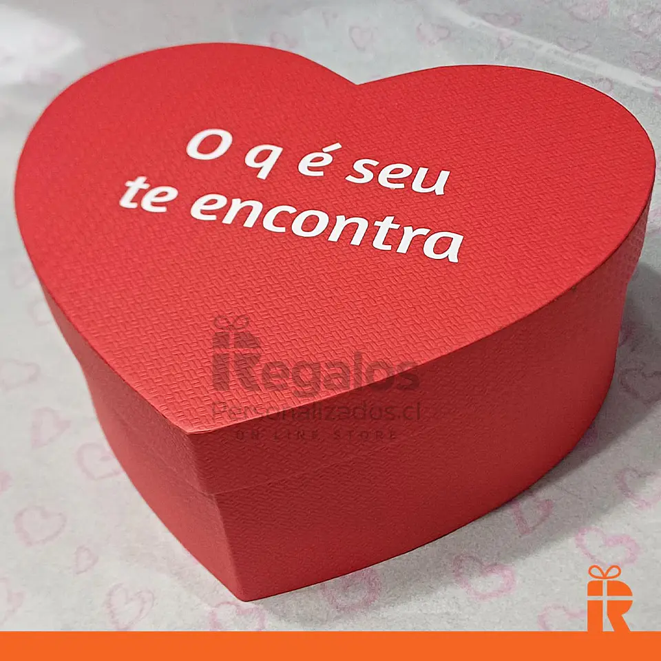 Caja cartón corazón personalizada 4