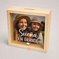 Alcancía de Madera | Personalizada con foto y frase - Miniatura 1