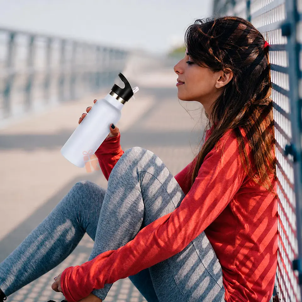 Botella acero inoxidable tapa bombilla 600cc | Personalizada con imagen, foto o frase 3