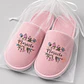 Pantuflas simples rosadas talla unica | Personalizadas con imagen, diseño o frase - Miniatura 4