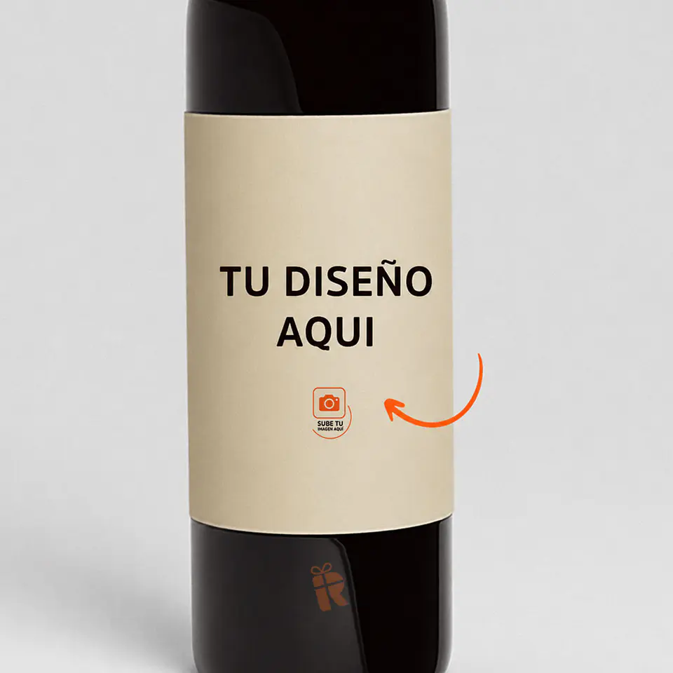 Pack Caja de madera con accesorios y vino | Etiqueta personalizada 3