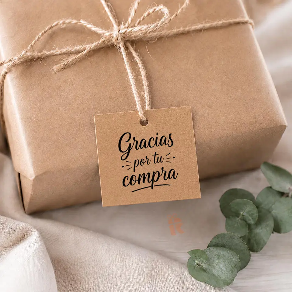 Tags Kraft cuadrado Personalizados | Compra mínima 50 unidades 1