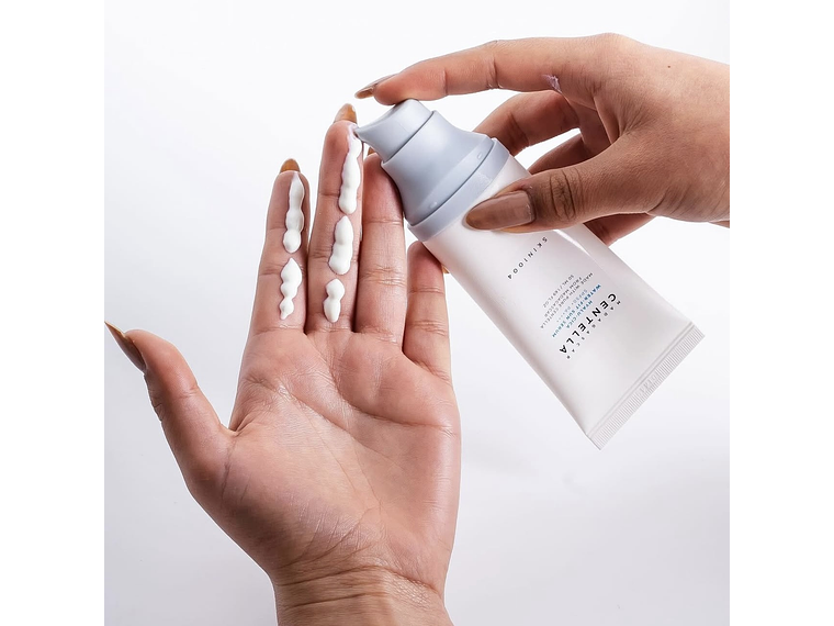 SKIN1004 | Protector Solar Hyalu Cica Water Fit Sun - 50ml 3