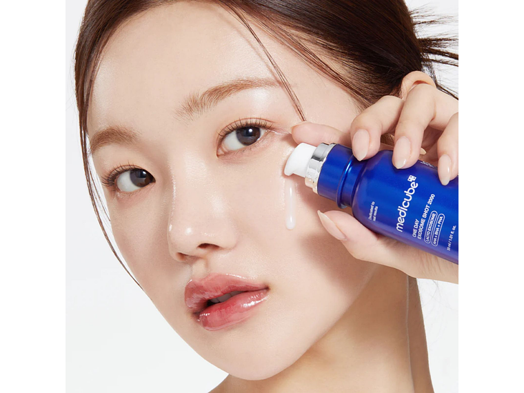 MEDICUBE | One Day Exosome Shot Ampoule 7500 – Serum Refinador / Peeling - 30ml 2