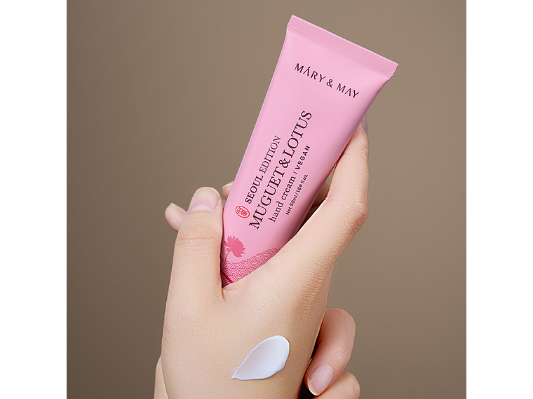 MARY&MAY | Crema de Manos Hidratante y Suavizante Muguet & Lotus – 50 ml 2