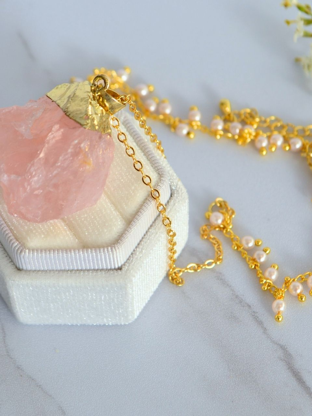 collar cuarzo rosa natural 1