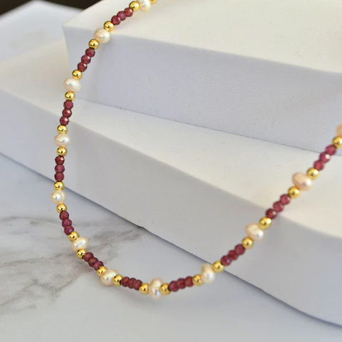 collar Granate Perla