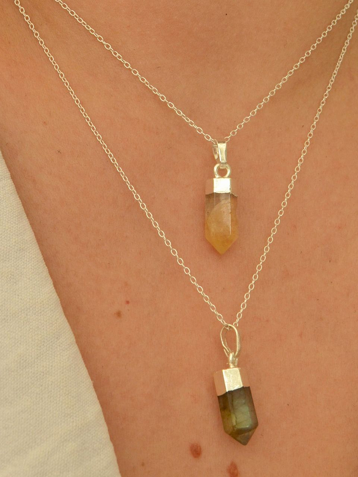 collar Punta de cuarzo 1