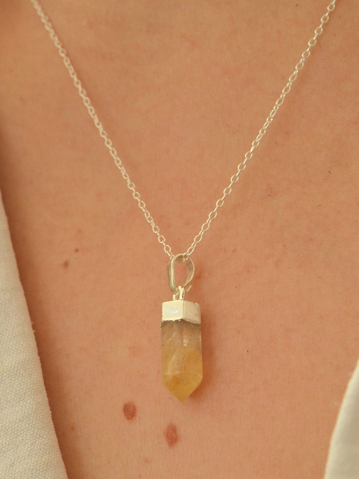 collar Punta de cuarzo 4