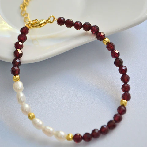 Pulsera Granate y perlitas