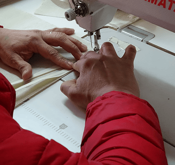 Sello de calidad en la producción textil del CET de Puente Alto