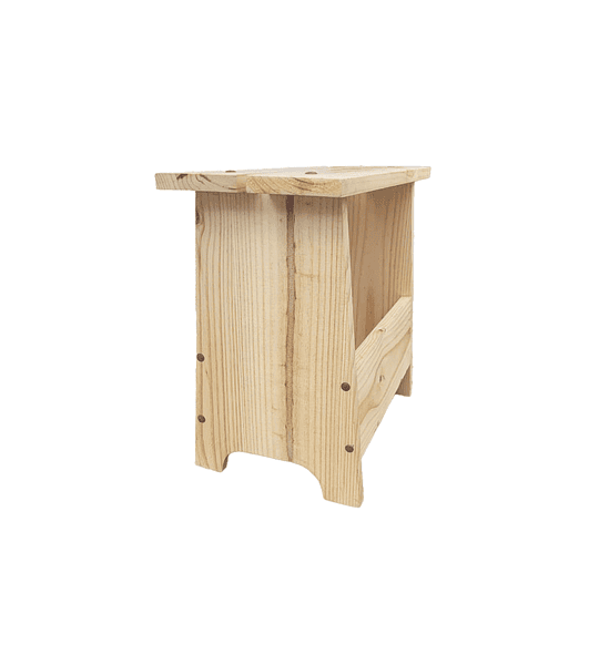 Banca Pequeña Con Almacenamiento