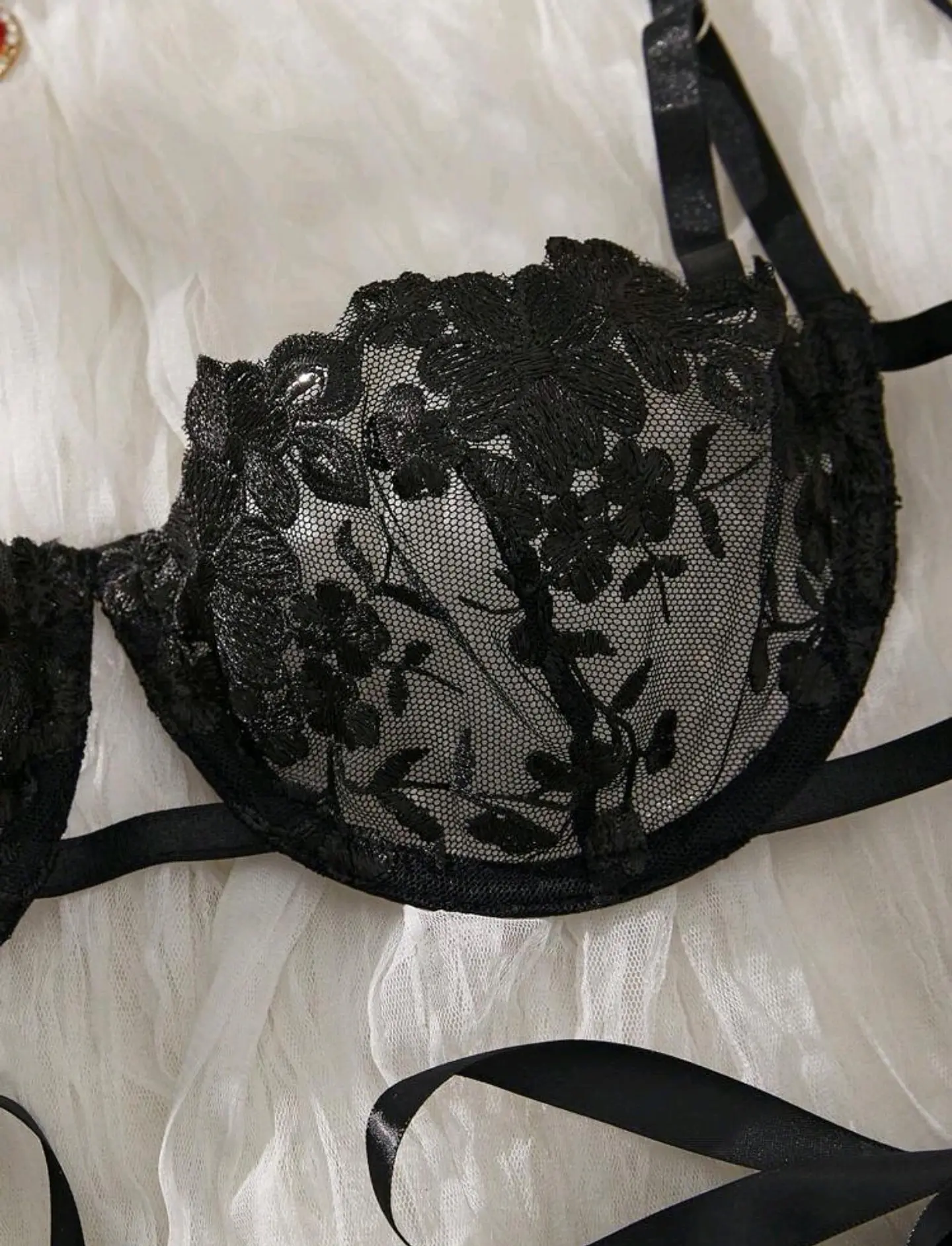 Conjunto Lencería Megumi 3