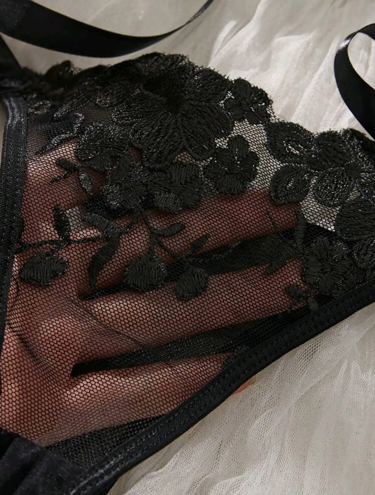 Conjunto Lencería Megumi 4