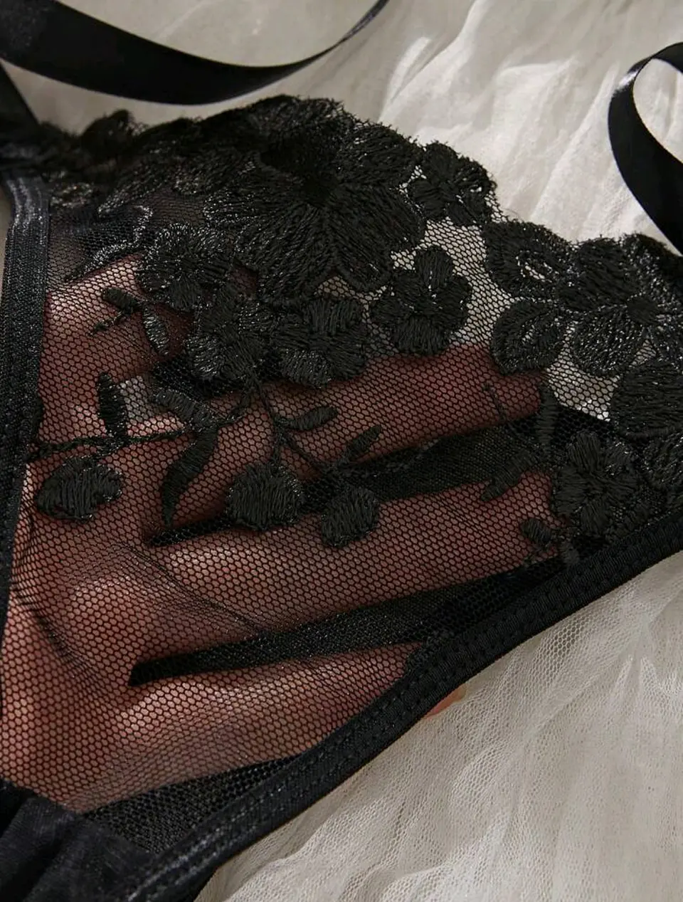 Conjunto Lencería Megumi 4