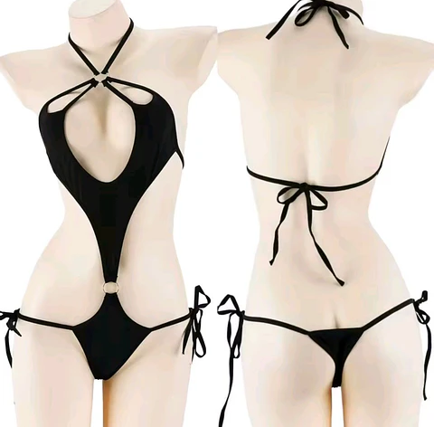 Trikini Akeno