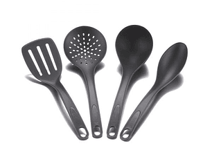 Juego x 4 Utensilios Negro Esencial / Imusa