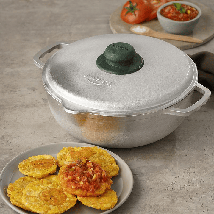 Caldero Redondo UNIVERSAL 24 centímetros, Con vertedero/ Tapa Fundida/ Aluminio/ Pomo Ecológico/ Sistema Cortagotas/ Freir/ Arroces/ Sopas y Caldos 3