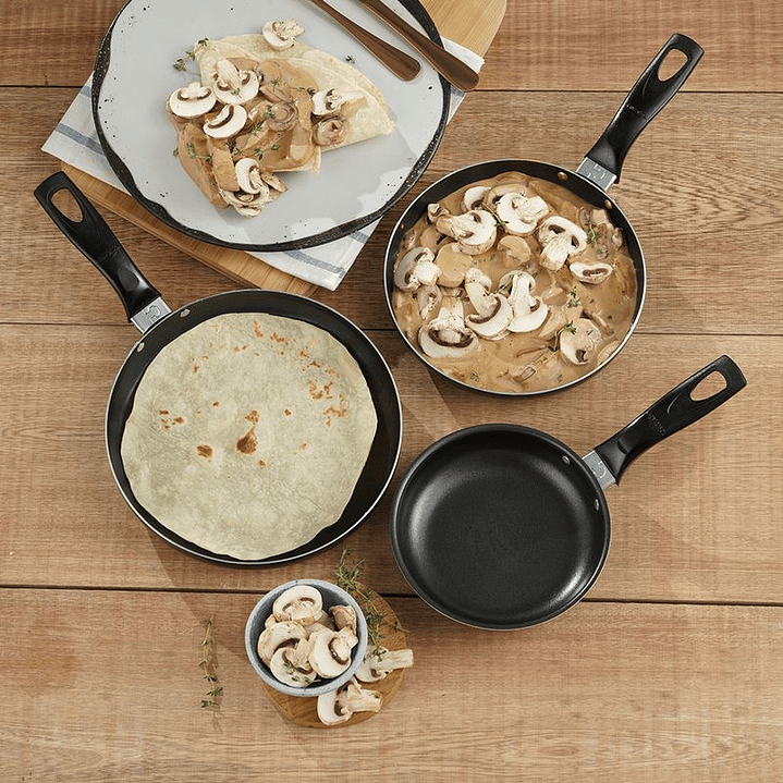 SET INFALTABLE: SARTEN 18 CM + SARTEN DE 20 CM + CACEROLA DE 14 CM 3