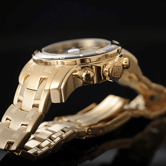 Reloj Dorado Invicta pro diver Gold Black