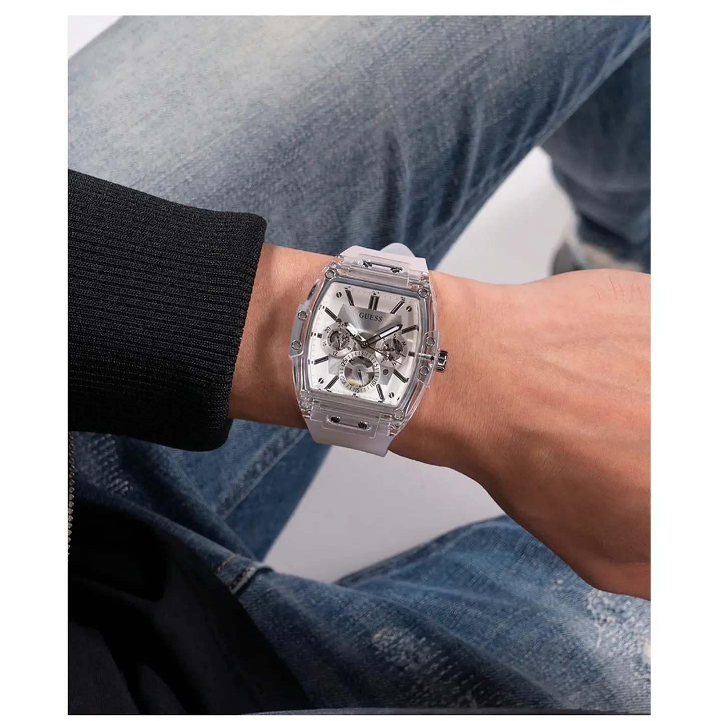 Reloj Guess Phoenix  Clear 4