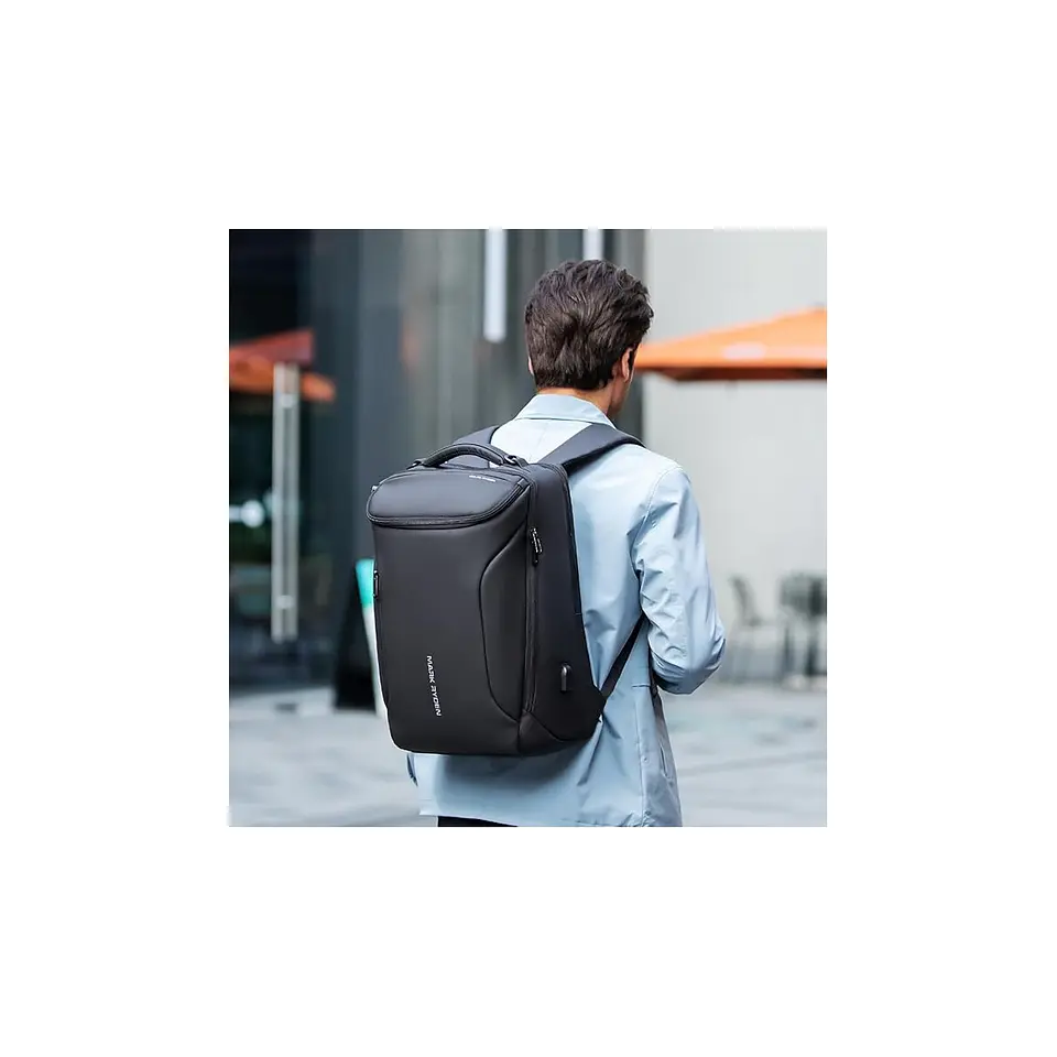 Morral MARK RYDEN Negro para Laptop 17.3 pulgadas con Puerto USB 2