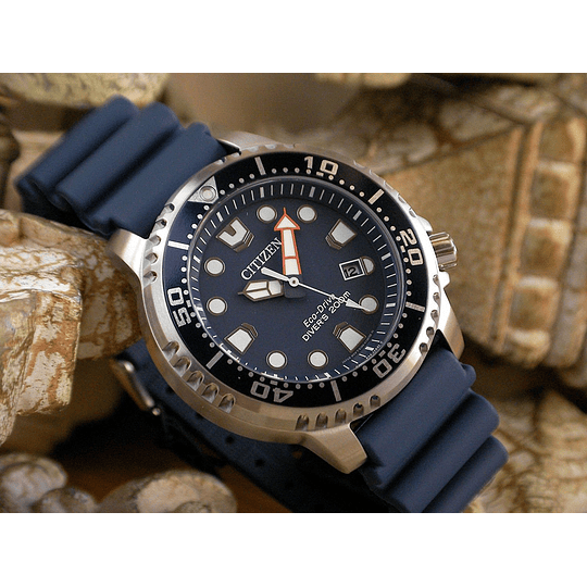 Reloj Citizen Eco drive promaster diver BN0151-09L
