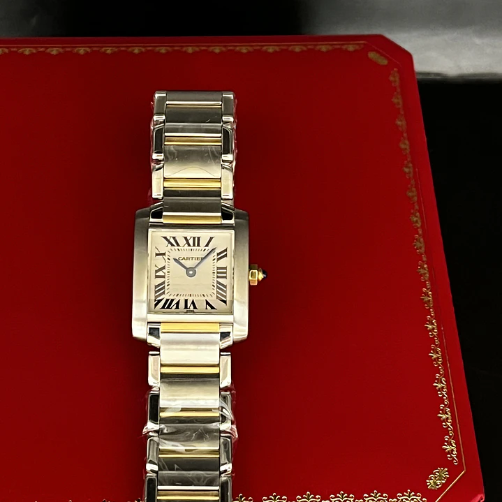 Cartier “Tank Francês” 2