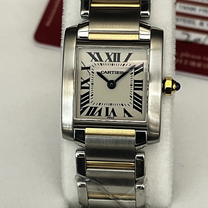 Cartier “Tank Francês” 3