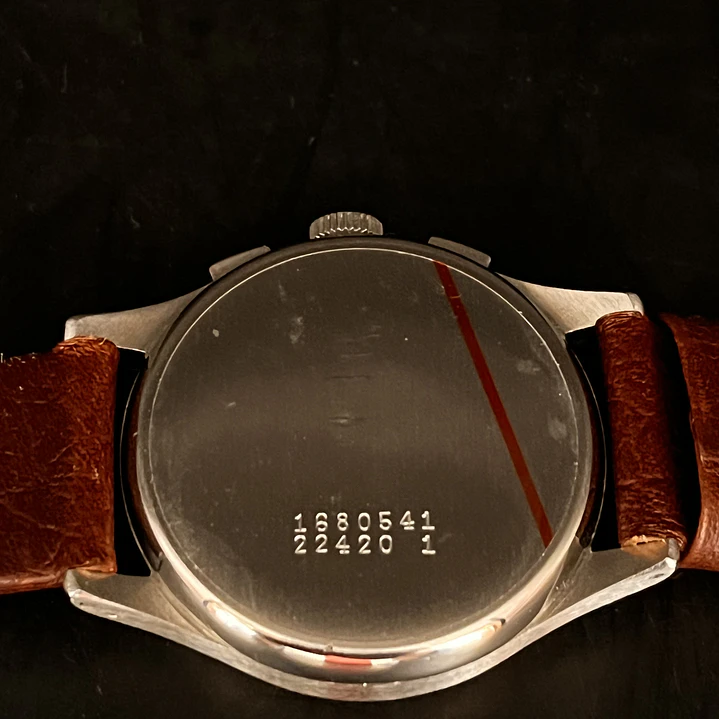 Universal Geneve “Uni-Compax” ref. 22420, anos 50  3