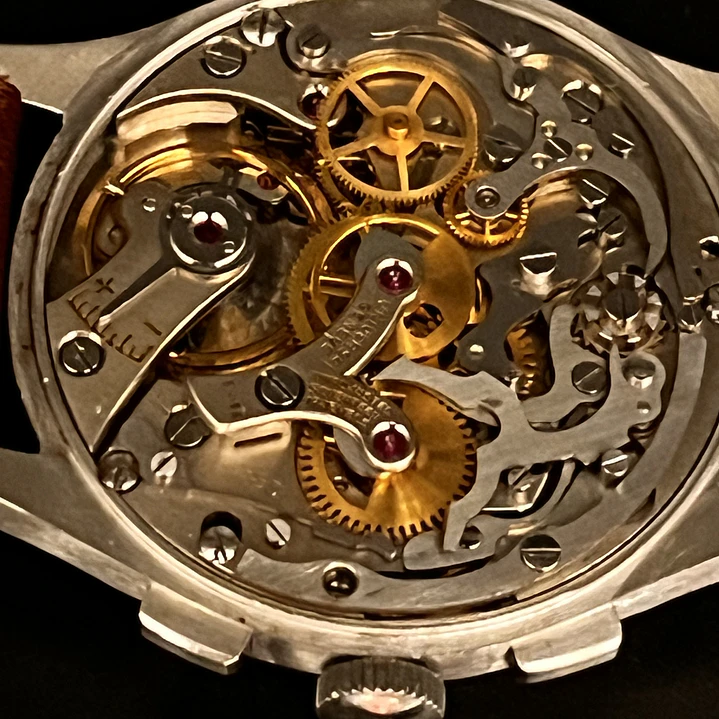 Universal Geneve “Uni-Compax” ref. 22420, anos 50  6