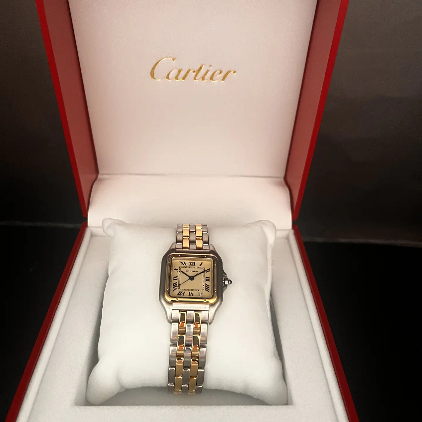 Cartier “Panthère” médio  1