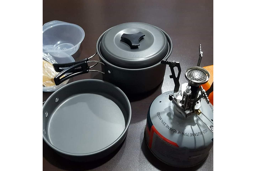 SET OLLA COMPACTA 900 + MINI COCINILLA CON CHISPERO