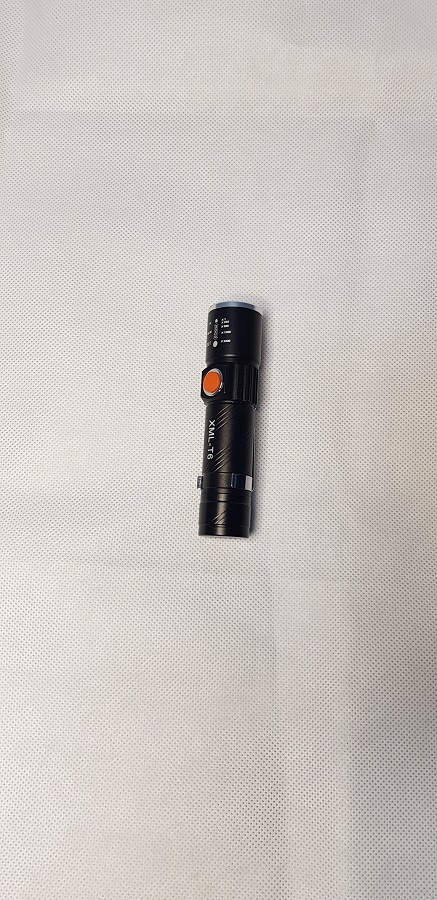 LINTERNA T6 RECARGABLE VIA USB