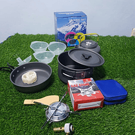 SET DE OLLAS CON TETERA MODELO  DS-308 + MINI COCINILLA PLATO GRANDE 