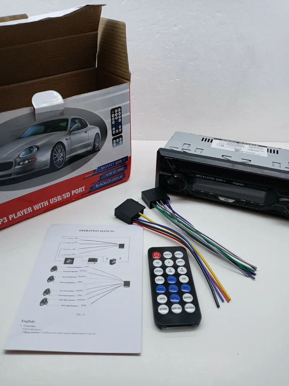 Radio Auto MP3 Player USB/SD 60W x 4 Canales con Control Remoto y Pantalla LCD 1